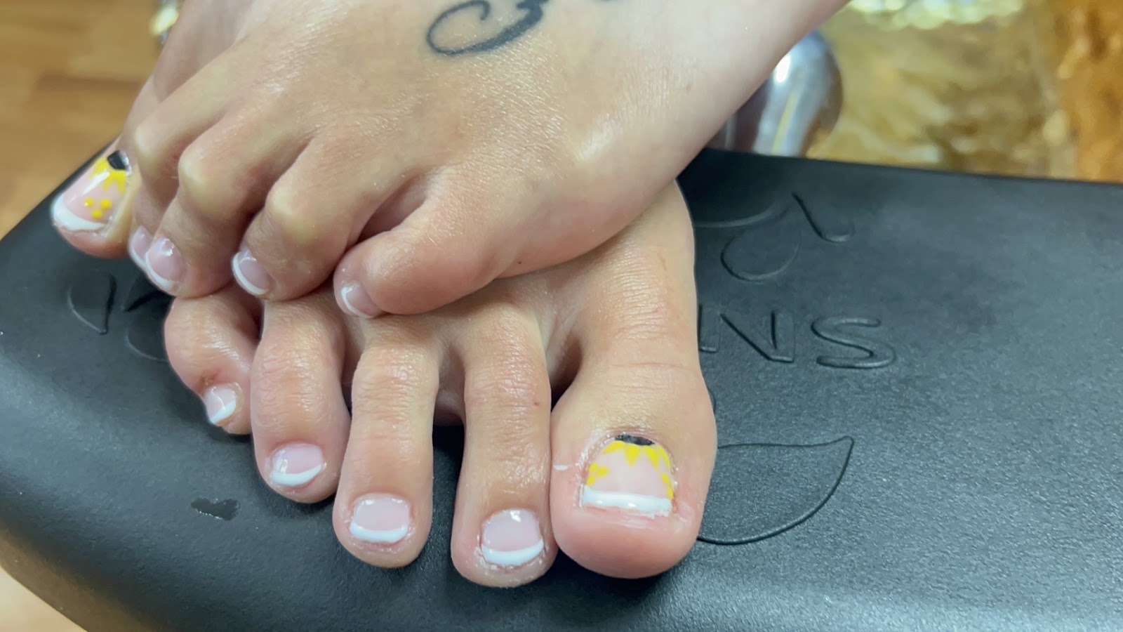 Old Town Nails & Spa nail photo 4